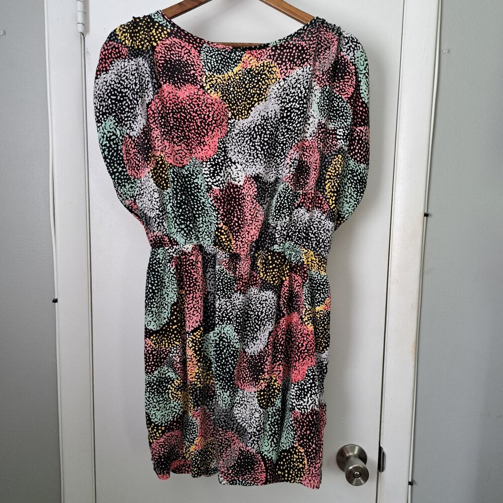 Forever 21+ V Neck Multicolored Cinched Waist 2X Top - Picture 2 of 5